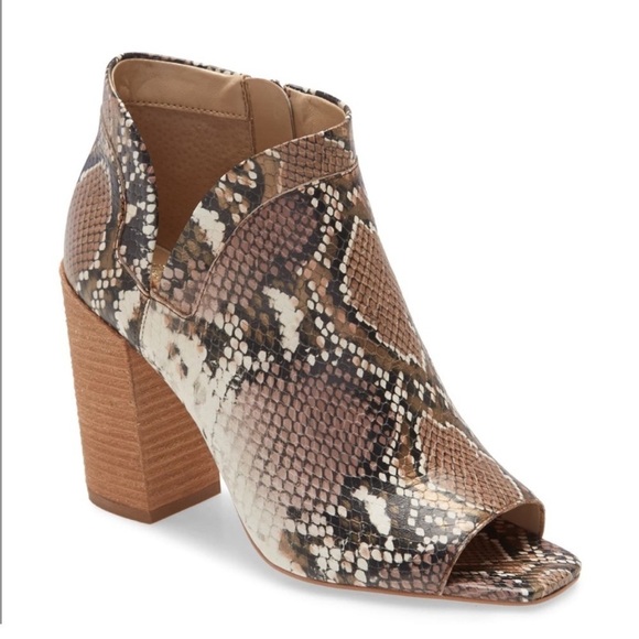 NEW! Vince Camuto Bronze Snake Print Fedrilla Open Toe Bootie - Size 7.5 - Picture 1 of 11